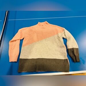 CAROLYN TAYLOR, Peach Ribbed Mock Neck Sweater, Size Medium